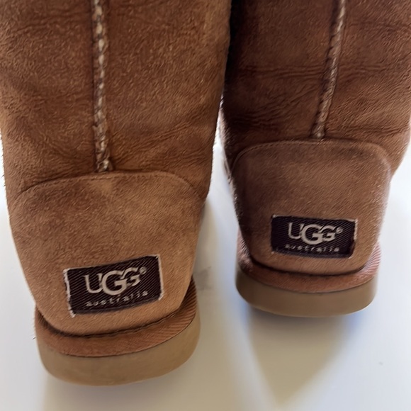 UGG - Classic sand colored boot, size 6 EUC - Picture 2 of 5